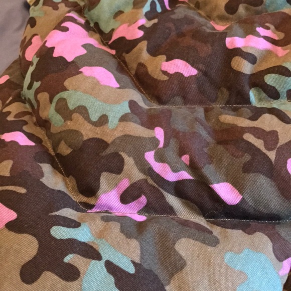 vans puffer vest - Picture 7 of 7